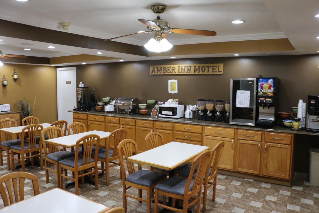 Amber Inn Le Mars Екстериор снимка